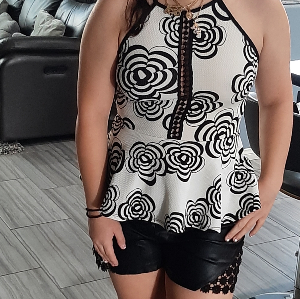 Summer Top - Picture 7 of 8